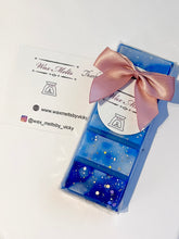 Load image into Gallery viewer, Blue Raspberry Slushie Snap Bar & Hearts