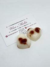 Load image into Gallery viewer, Caramel Vanilla Latte snap bar & Hearts