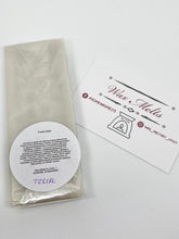 Load image into Gallery viewer, Fresh Linen snap bar & hearts