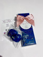 Load image into Gallery viewer, Good Girls snap bar & hearts