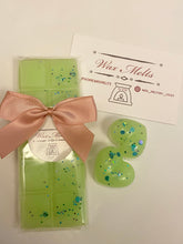 Load image into Gallery viewer, Mystical gardens. snap bar & hearts