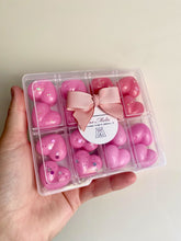 Load image into Gallery viewer, Mystery Sample Box