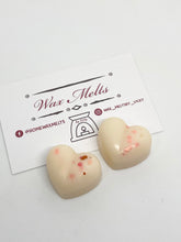 Load image into Gallery viewer, Sandalwood & Vanilla snap bar & hearts