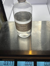 Load image into Gallery viewer, Candle Stuff Gin &amp; Tonic fragrance oil
