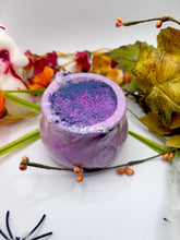 Load image into Gallery viewer, Bathtime Witches Couldron
