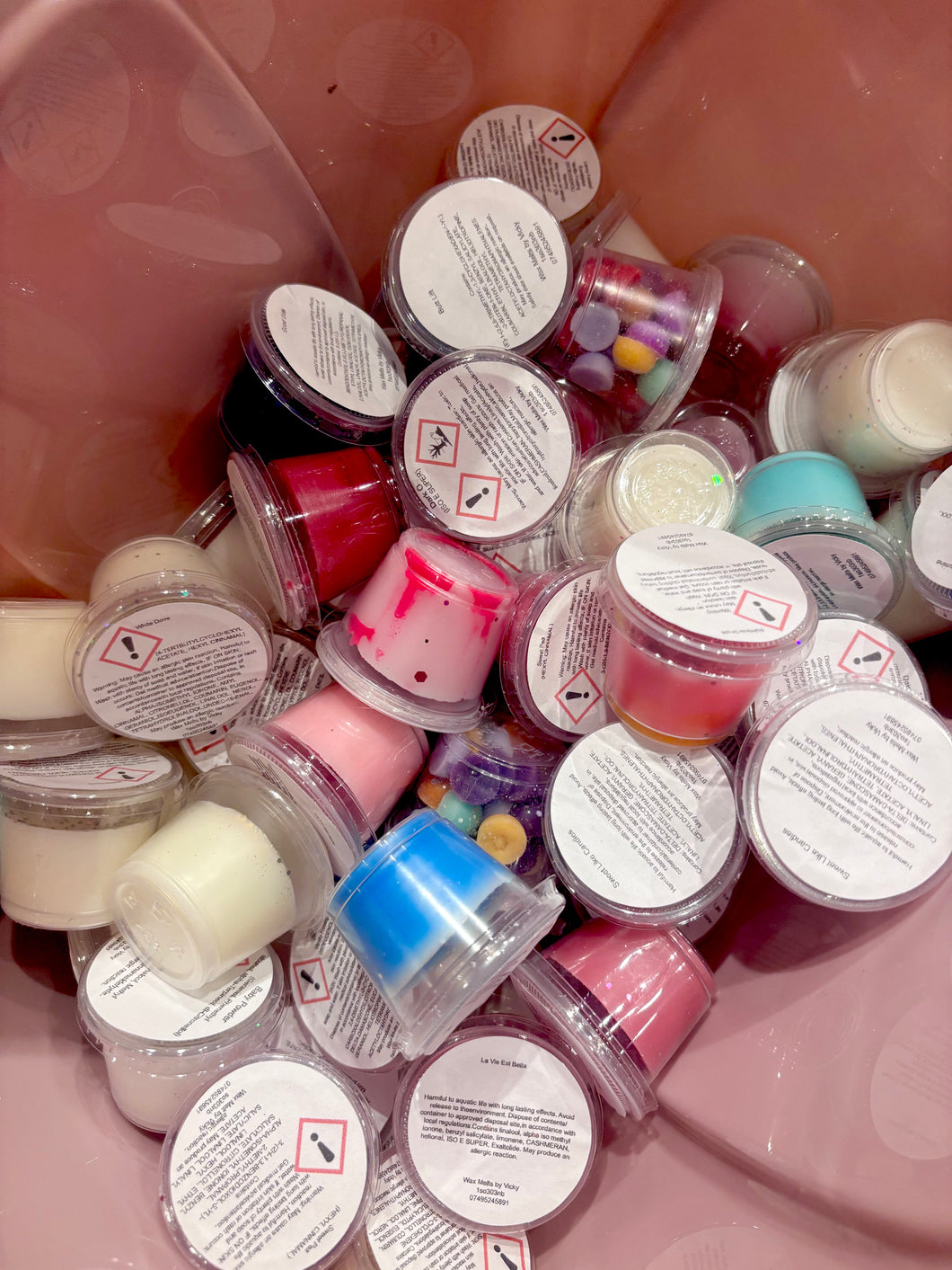 Various fragrances 1oz pots