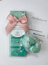 Load image into Gallery viewer, NEW!! Citronella &amp; Ginger snapbars &amp; hearts.
