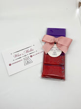 Load image into Gallery viewer, Indian Rose &amp; Musk snap bar &amp; hearts
